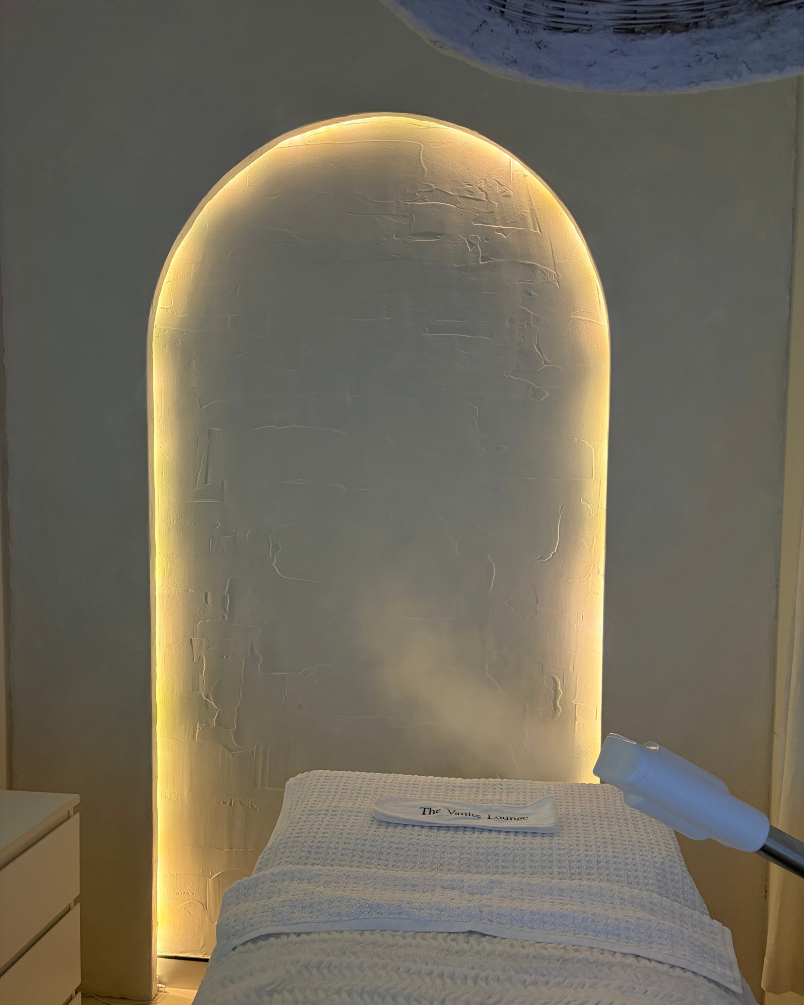The Vanité Lounge treatment room