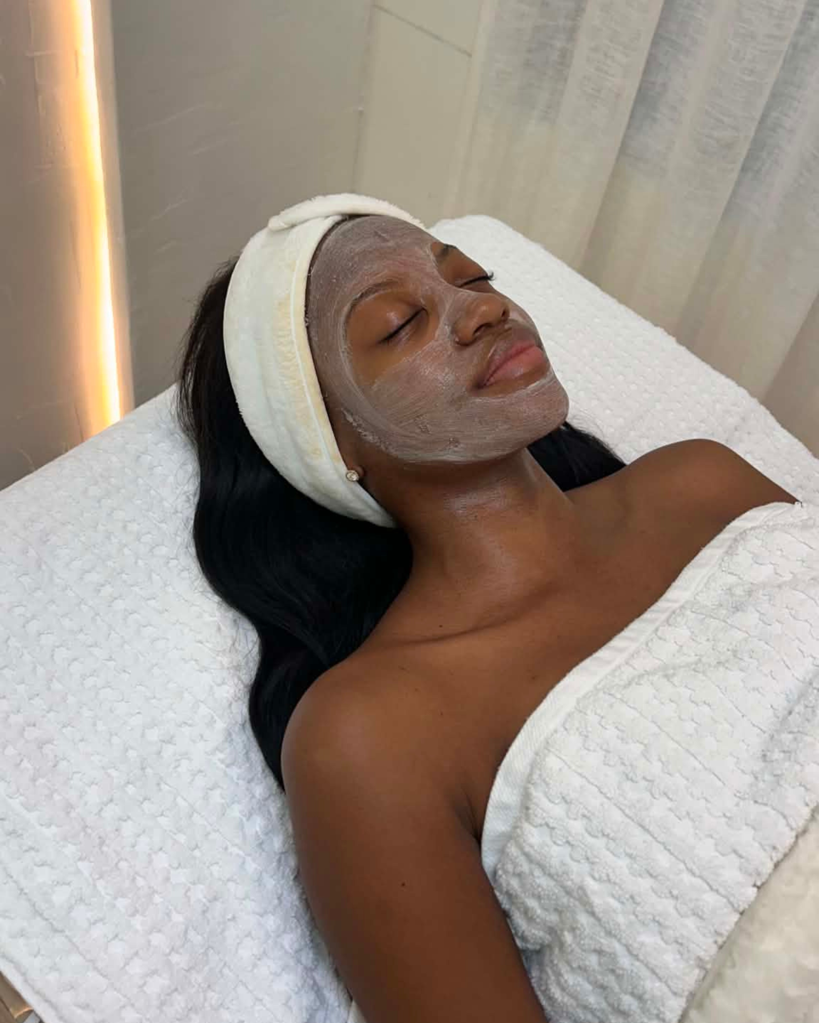 The Vanité Lounge facial